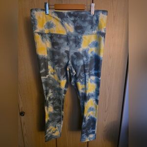 Athletic Works Gray and Yellow Tie-Dye Leggings